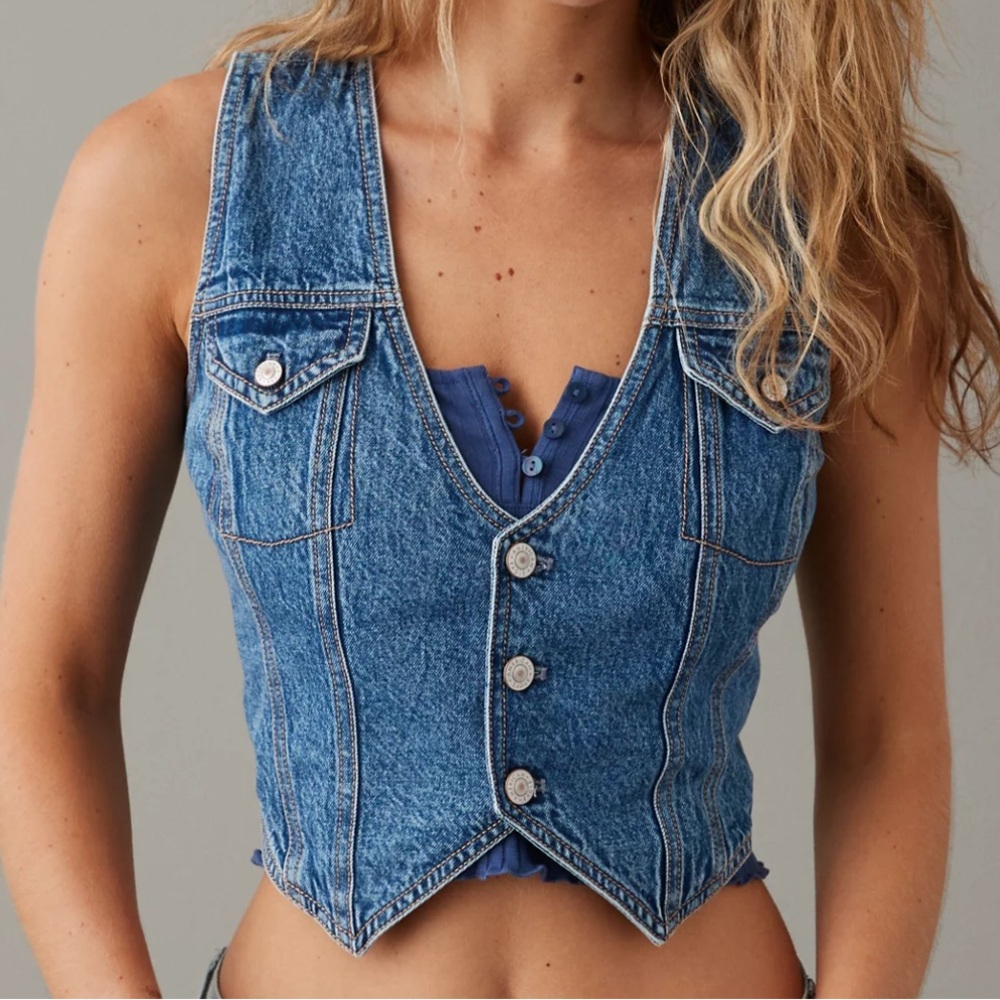 AE DENIM VEST NWT